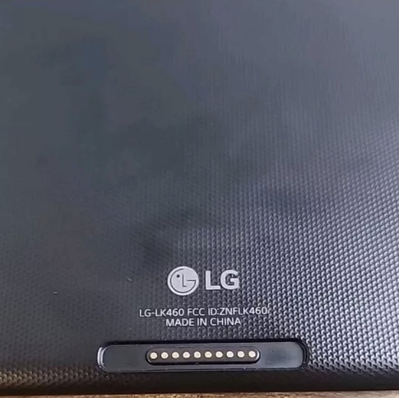 LG 8" Tablet - Picture 2 of 2